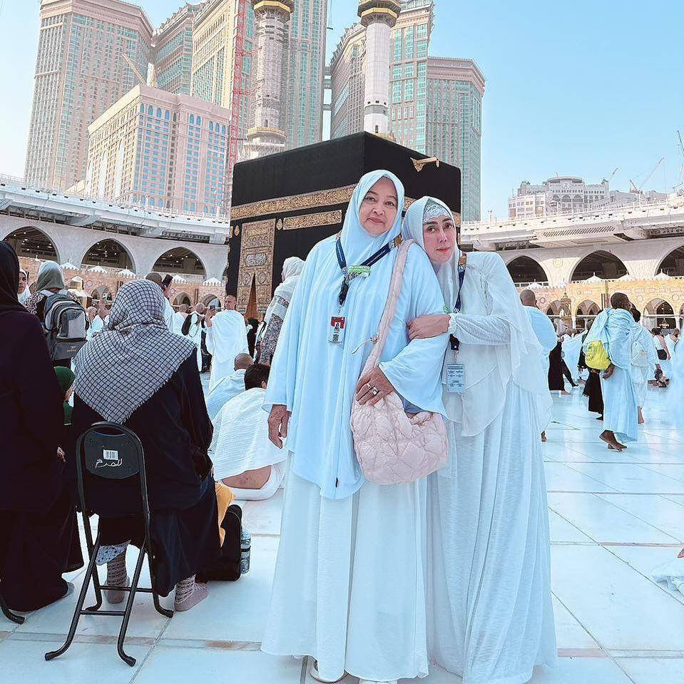 kebersamaan ibunda Jeje dan Amy Qanita (instagram.com/amy_r_qani)