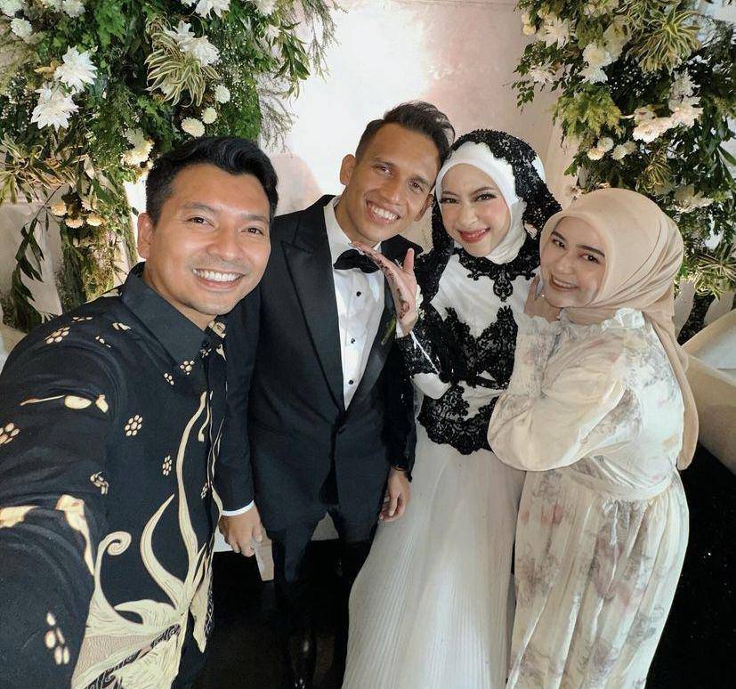Alifhia Fitri dan Reza Surya ke nikahan Adiba dan Egy (instagram.com/alifhiafitri)