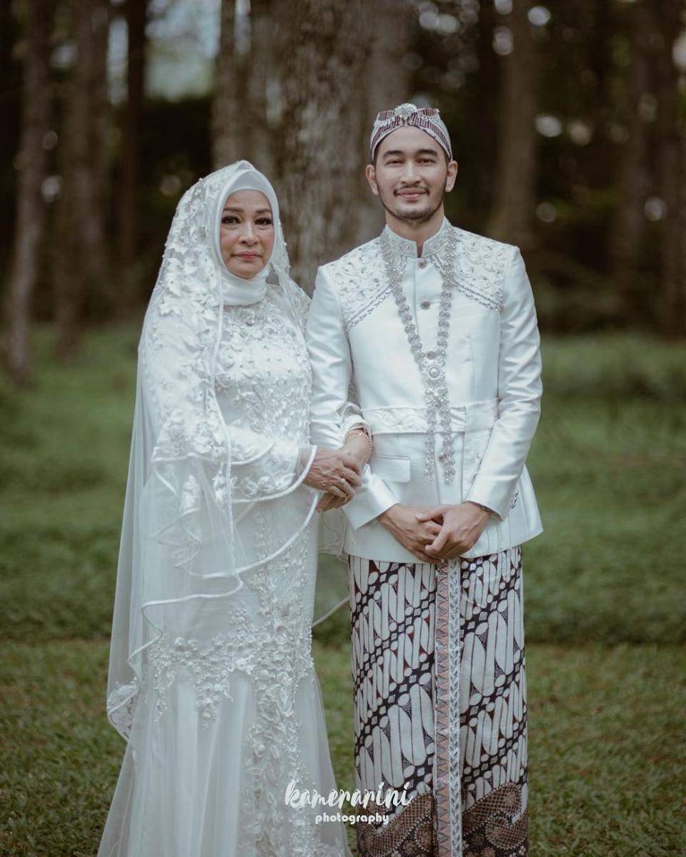 potret kedekatan Jeje dan ibu (instagram.com/ritchieismail)