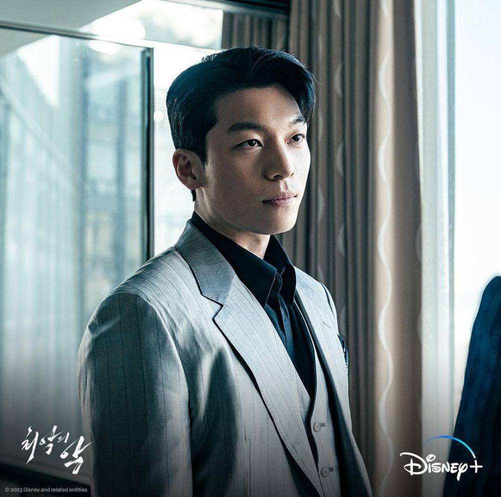 Wi Ha Joon di drama The Worst of Evil (instagram.com/disneypluskr)