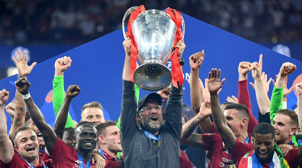 Juergen Klopp (tengah) saat membawa Liverpool menjuarai Liga Champions Eropa pada 2019. (twitter.com/LFC)