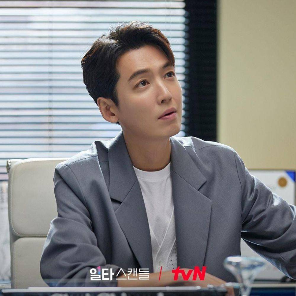 Jung Kyung Ho di drama Crash Course in Romance (instagram.com/tvn_drama)