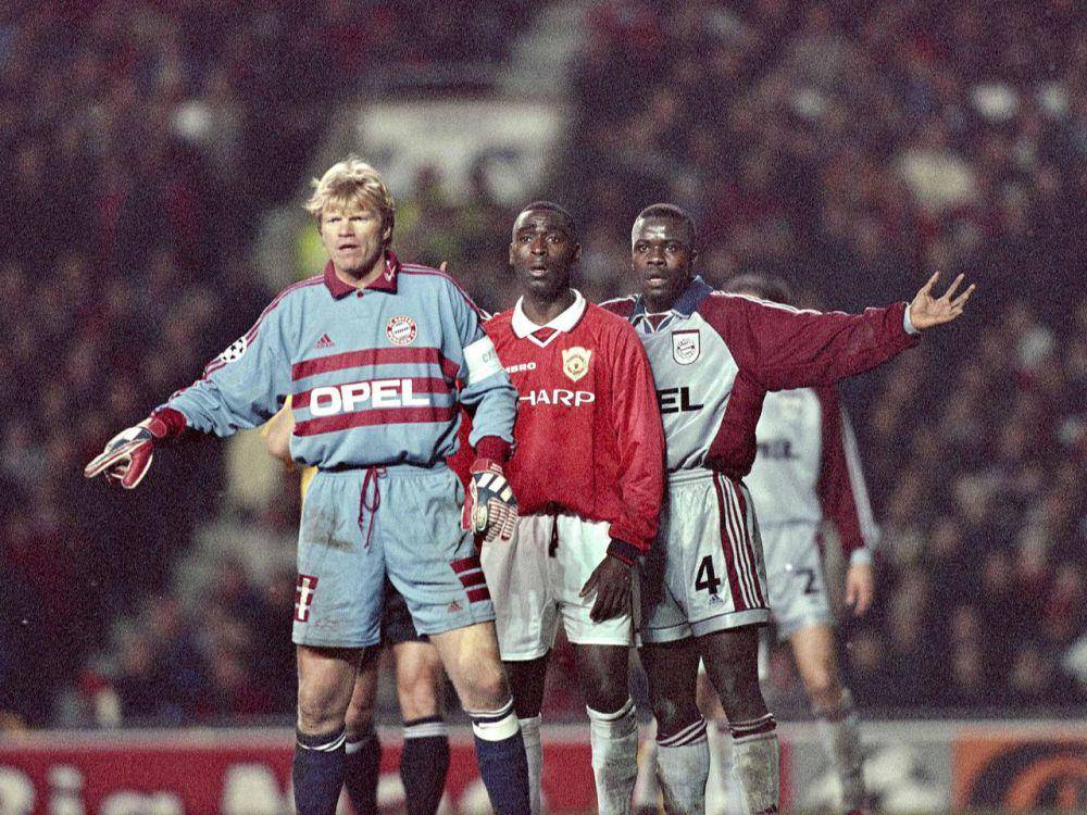 Manchester United melawan Bayern Munich di fase grup Liga Champions 1998/1999. (fcbayern.com)