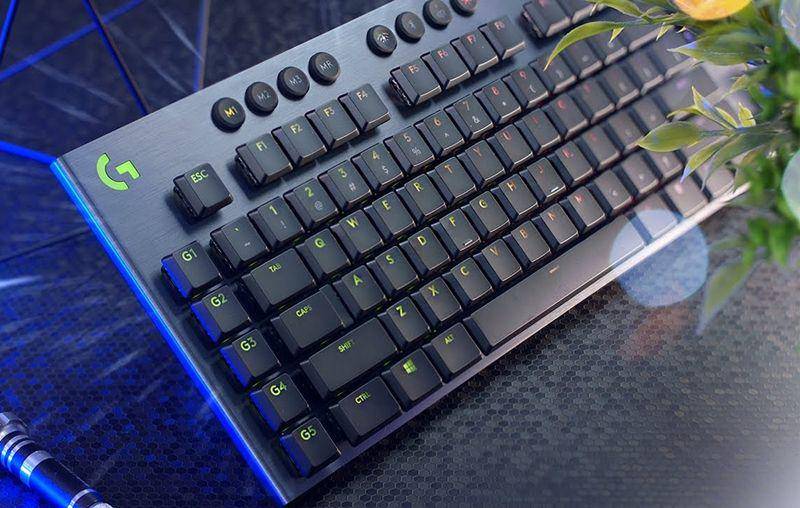 Logitech G915 Lightspeed (youtube.com/Randomfrankp)