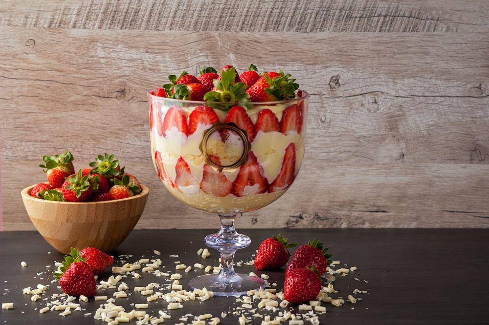 ilustrasi trifle (pexels.com/Marcelo Verfe)