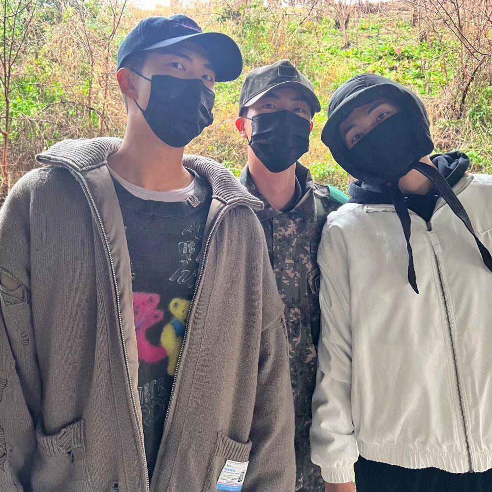 RM, Jin, dan V BTS (instagram.com/jin)