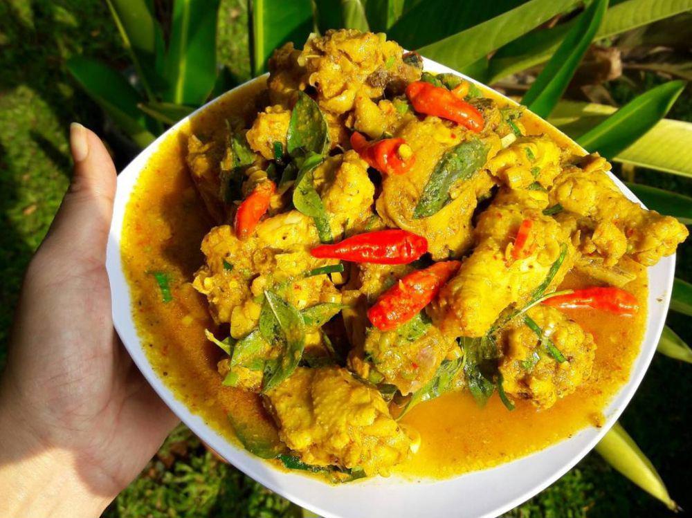 Resep Ayam Woku Kemangi, Harumnya Menggugah Selera!