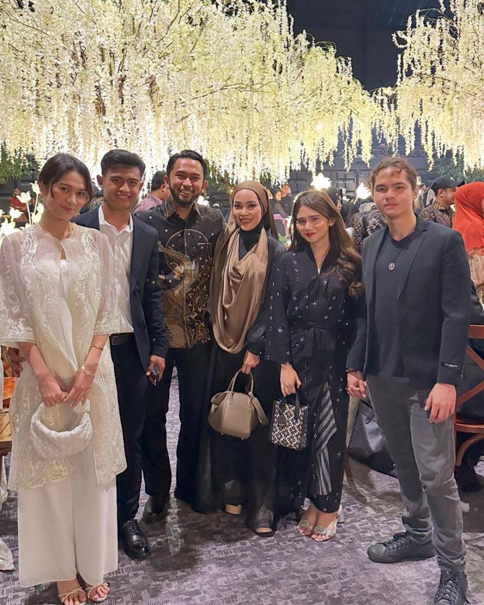 potret Dul dan Tissa Biani hadiri dua pernikahan sekaligus (instagram.com/tissabiani)