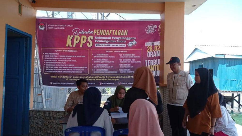 KPU Kota Makassar membuka pendaftaran calon anggota Kelompok Penyelenggara Pemungutan Suara (KPPS) untuk Pemilu 2024. (Dok. KPU Makassar)