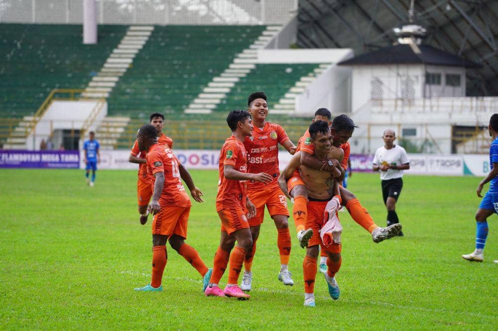 Penyerang Persiraja Banda Aceh, Ferdinand Sinaga, selebrasi usai membobol gawang PSDS Deli Serdang. (Dokumentasi Media Official Persiraja Banda Aceh untuk IDN Times)