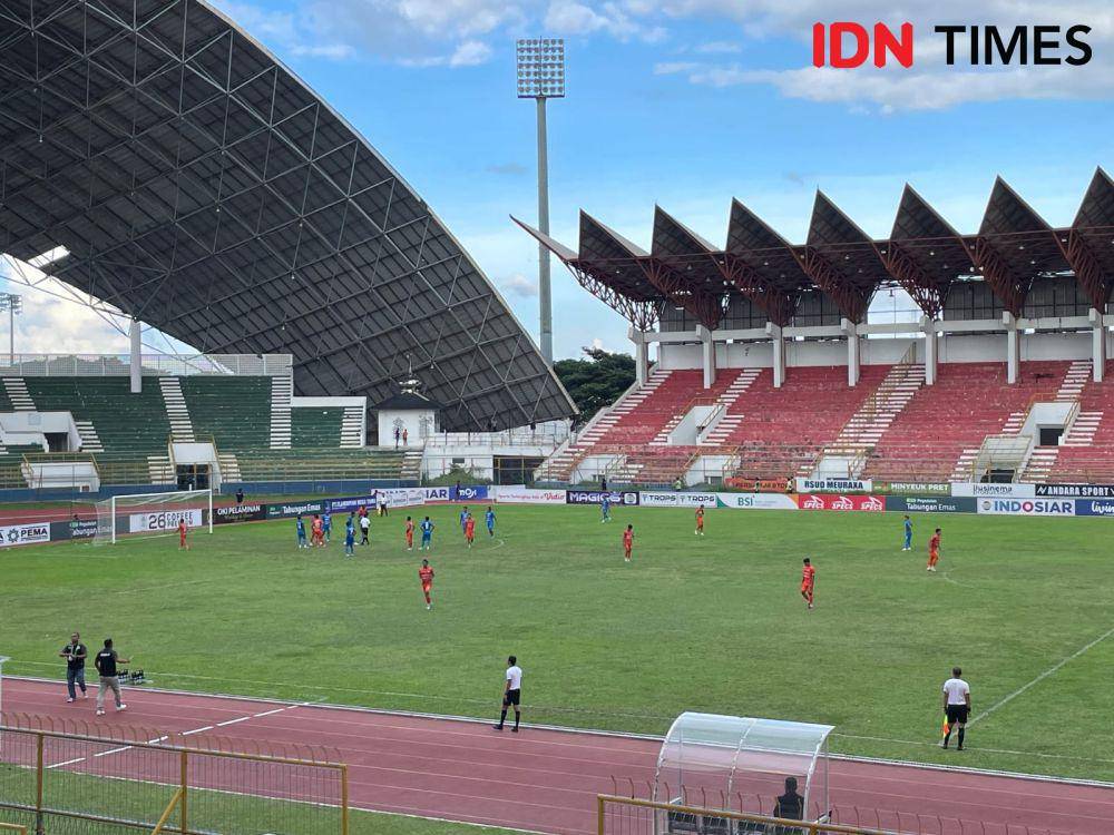 Persiraja Banda Aceh melawan PSDS Deli Serdang di Stadion Harapan Bangsa, Kota Banda Aceh, Aceh. (IDN Times/Mhd Saifullah)