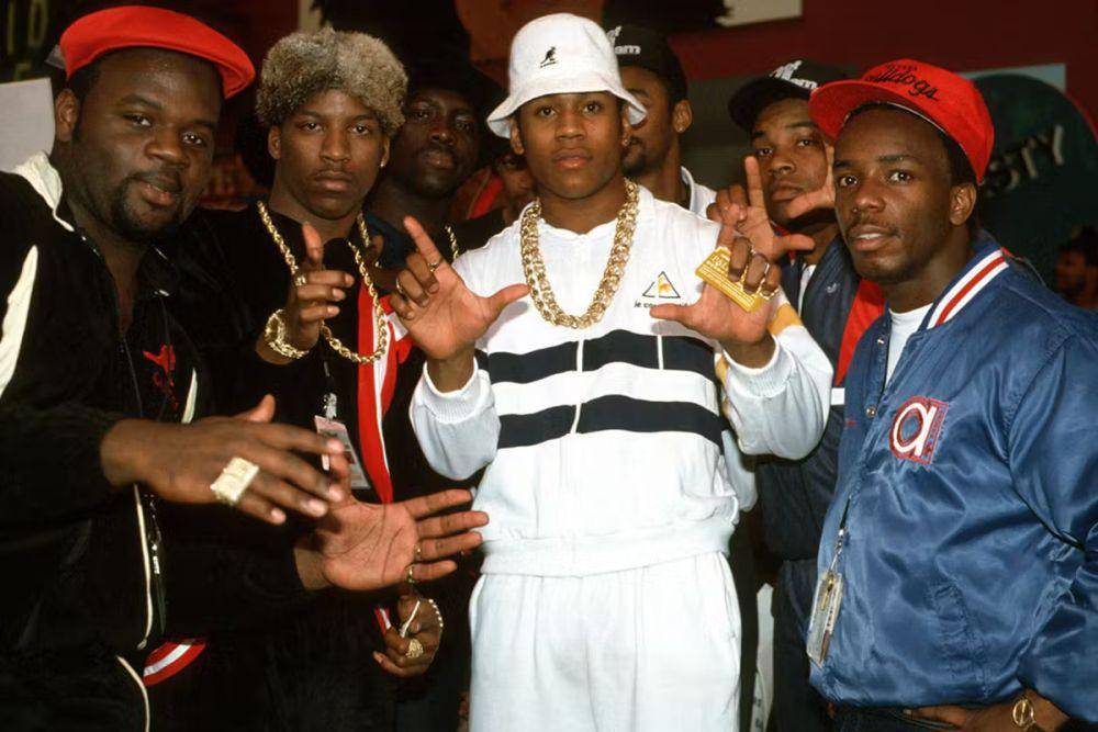 Gaya fashion hip-hop yang tren di tahun 90-an (dok. HighSnobiety)
