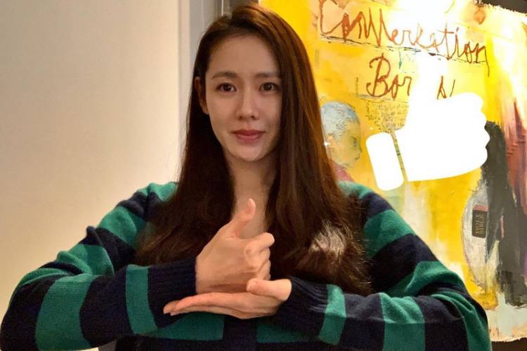 Aktris Korea Selatan, Son Ye Jin (instagram.com/yejinhand)