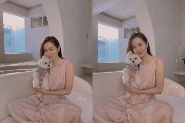 potret Son Ye Jin bersama anjing peliharaannya. (instagram.com/yejinhand)
