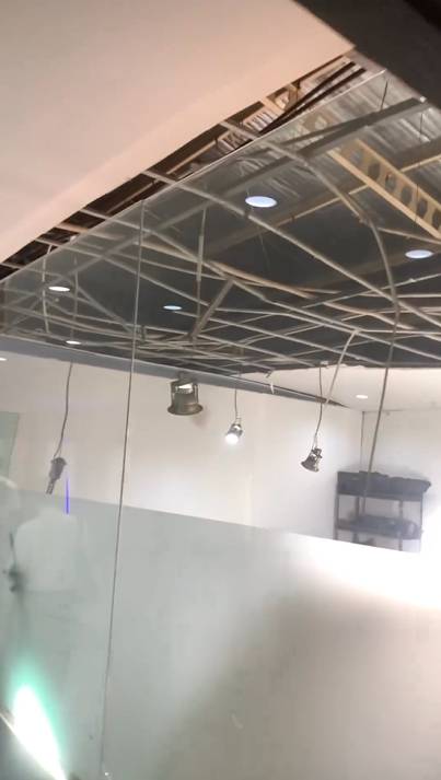 potret kantor baru Baim Wong ambruk (instagram.com/umar_syarief)