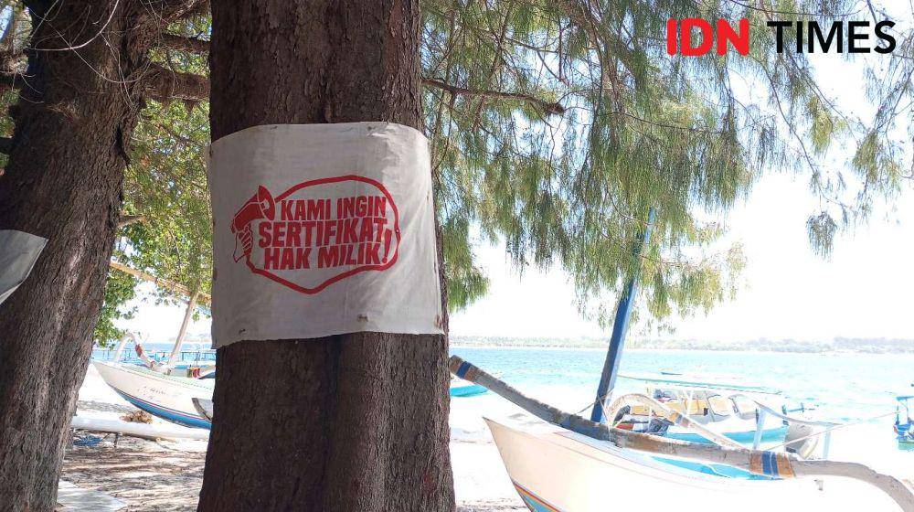 Warga Gili Trawangan menuntut SHM. (IDN Times/Muhammad Nasir)