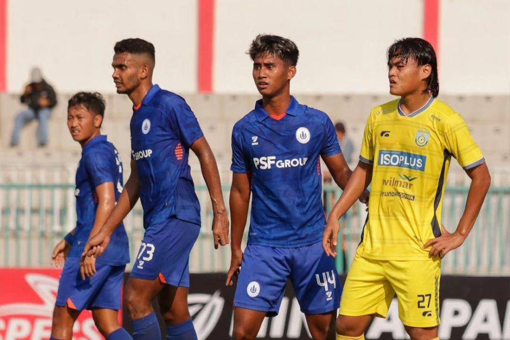 Gresik United dalam laga melawan PSCS Cilacap pada putaran pertama Liga 2 2023/2024. (instagram.com/gresikunited)