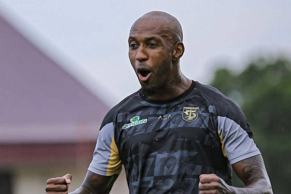 Paulo Henrique (instagram.com/officialpersebaya)