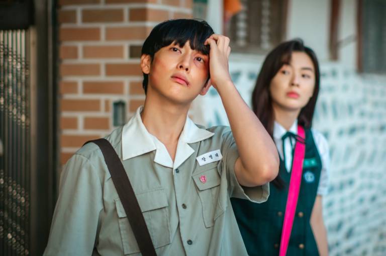 cuplikan Im Siwan di drakor Boyhood (dok. Coupang Play/소년시대)