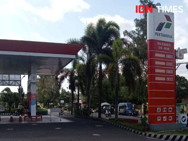 SPBU Pancor terlihat kosong karena kehabisan stok BBM (IDN Times/Ruhaili)