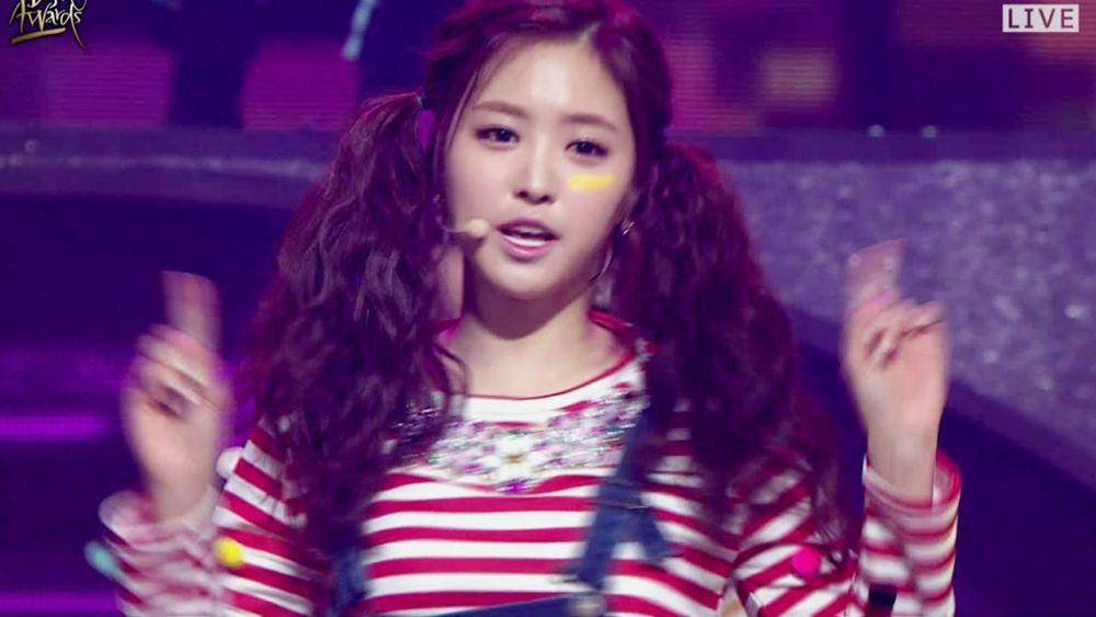 cuplikan penampilan Apink (dok.JTBC/Golden Disc Awards)