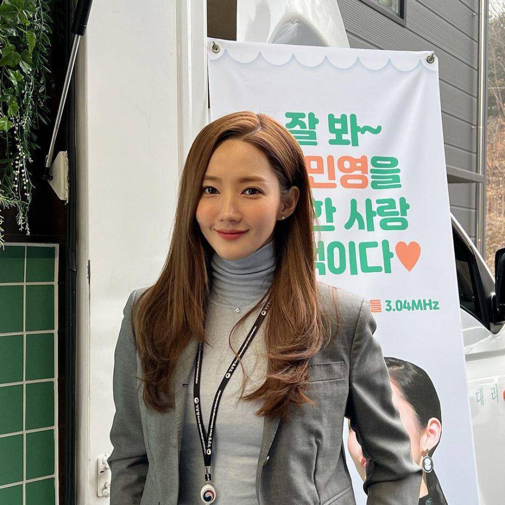 OOTD outfit office date (instagram.com/rachel_mypark)