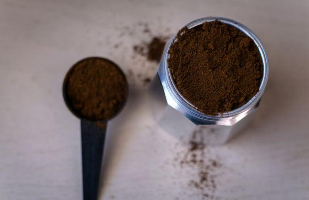 ilustrasi bubuk kopi (unsplash.com/Elesban Landero Berriozábal)