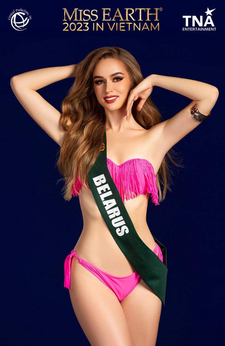 Pemotretan Swimsuit Finalis Eropa di Miss Earth 2023 (Facebook.com/Miss Earth)