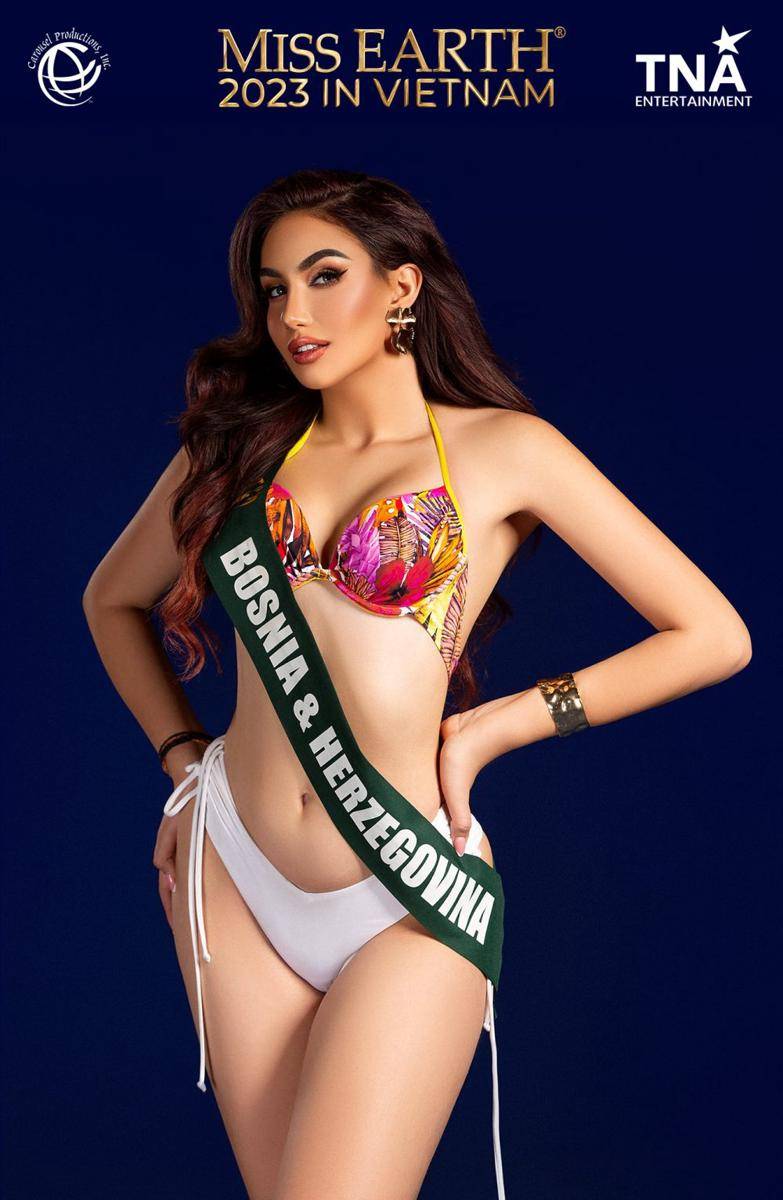 Pemotretan Swimsuit Finalis Eropa di Miss Earth 2023 (Facebook.com/Miss Earth)