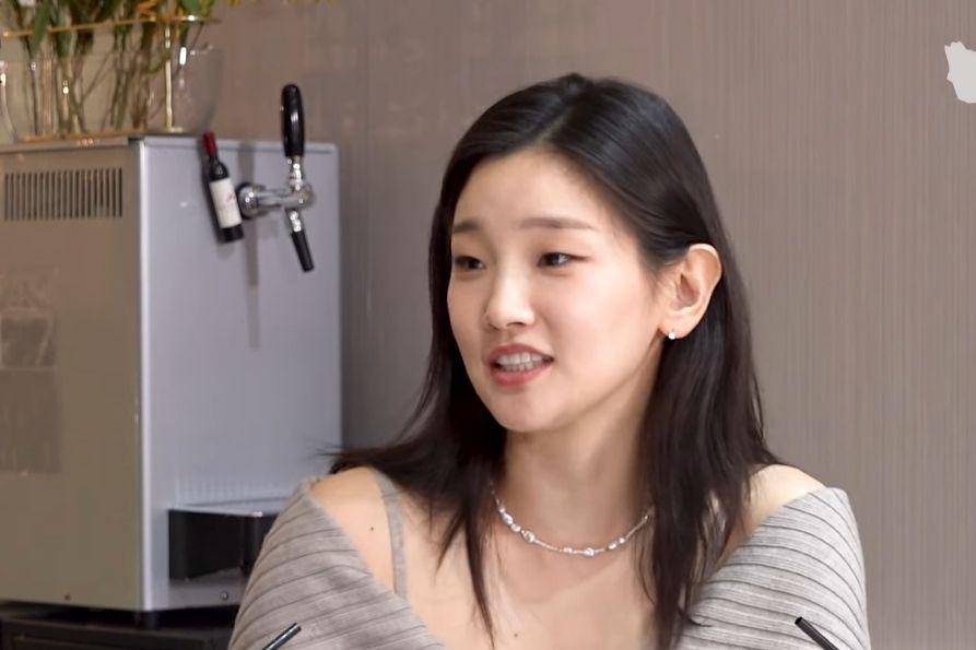Park So Dam di acara Everyday Is A Thursday Night (youtube.com/EverydayIsAThursdayNight)