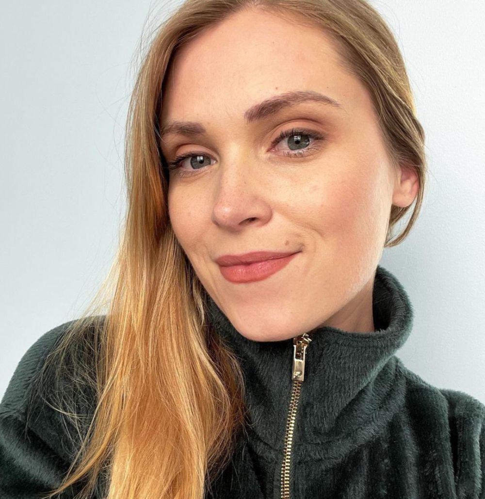 Eliza Taylor (instagram.com/elizajaneface)