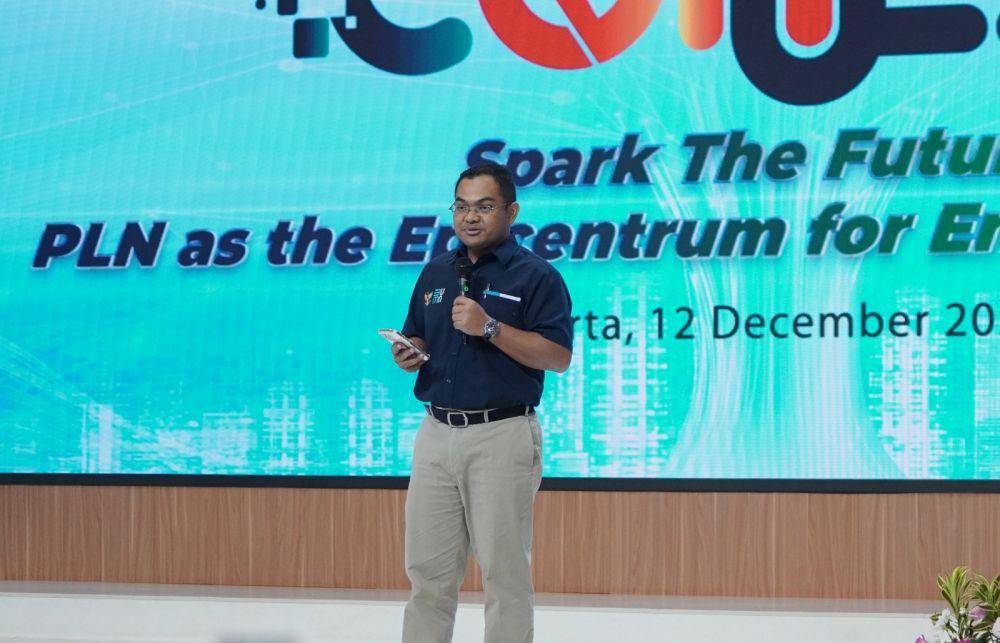Deputi Sumber Daya Manusia, Teknologi dan Informasi Kementerian Badan Usaha Milik Negara (BUMN) Tedi Bharata. (dok. PLN)