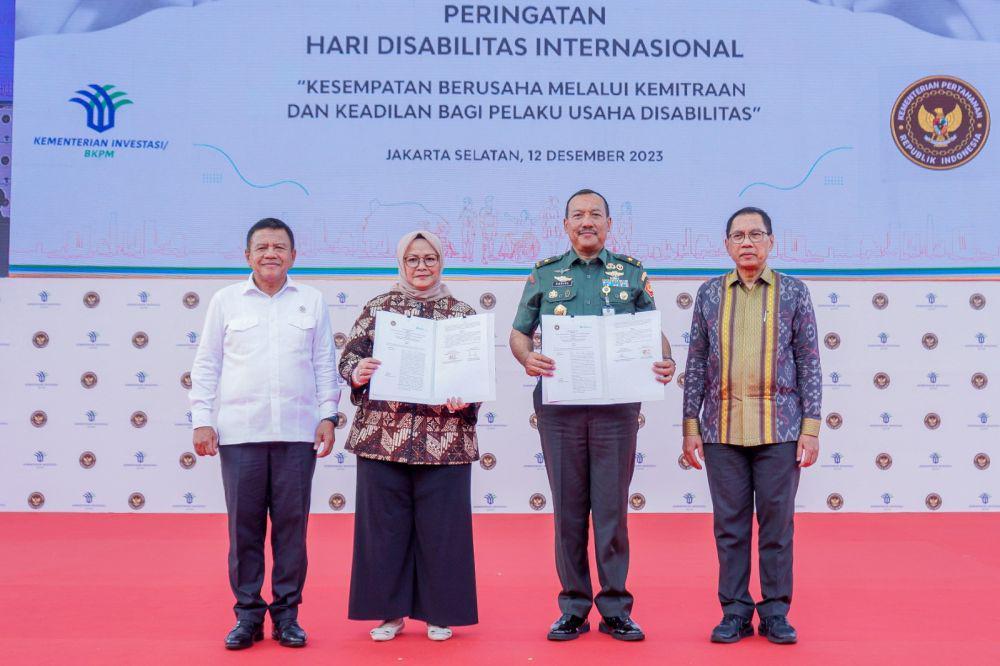 BPJS Ketenagakerjaan menjalin komitmen dengan Pusat Rehabilitasi Kemhan RI - RS Dr. Suyoto dalam rangka perluasan dan peningkatan kualitas pelayanan program Jaminan Kecelakaan Kerja (JKK). (Dok. BPJAMSOSTEK)