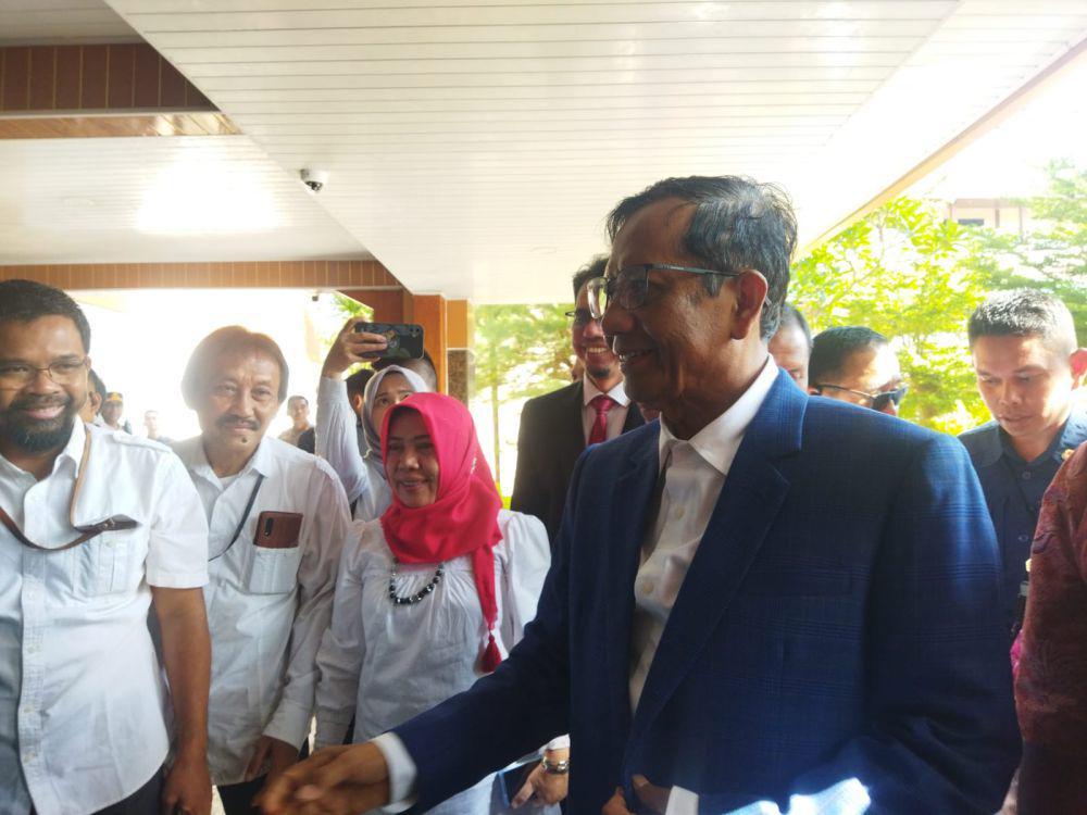 Peternak Jadi Tersangka, Mahfud: Kalau Bela Diri Gak Boleh Dihukum