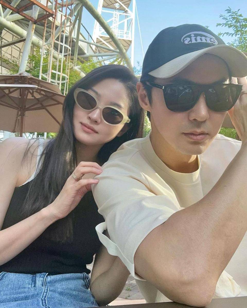 potret Junjin SHINHWA dan Ryu Yi Seo (instagram.com/yiseo0913)
