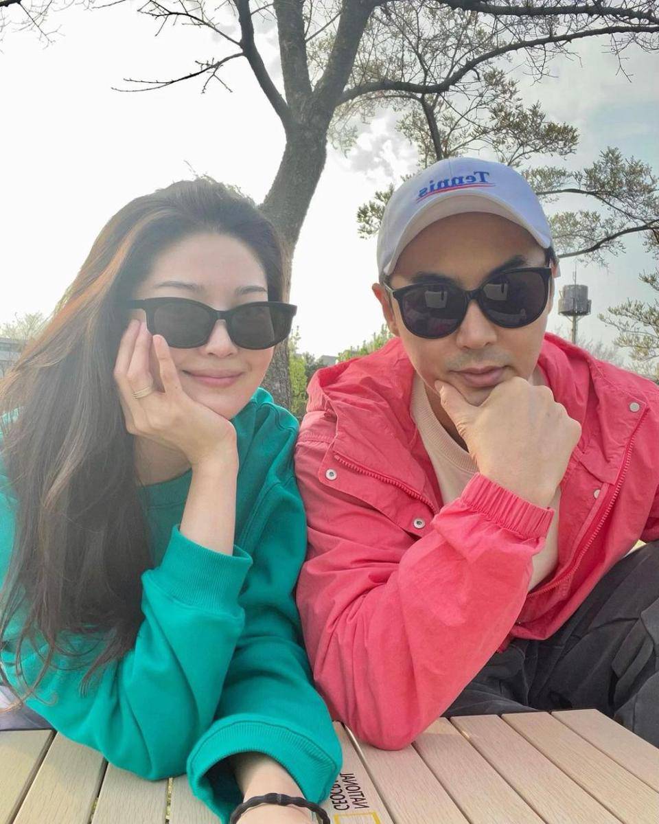potret Junjin SHINHWA dan Ryu Yi Seo (instagram.com/yiseo0913)