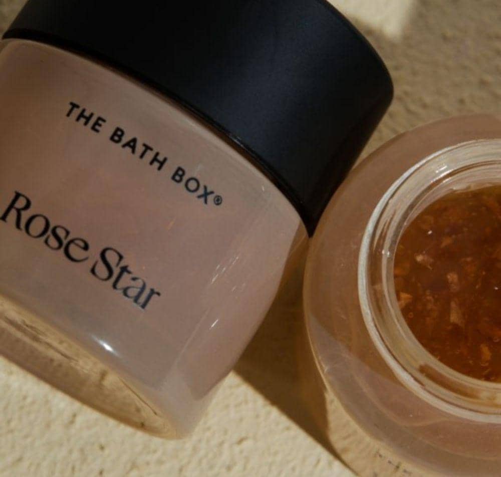 THE BATH BOX ROSE STAR Exfoliating Facial Mask (tokopedia.com/har oy)
