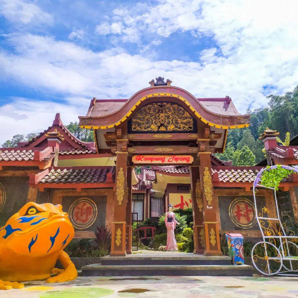 Bukit Sekipan Tawangmangu (instagram.com/bukitsekipan)