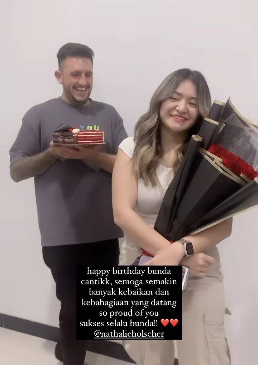 potret romantis Ladislao rayakan ulang tahun ke-31 Nathalie Holscher (Instagram.com/luthfiadiv_)