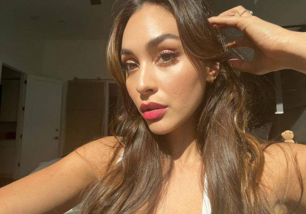 Lindsey Morgan (instagram.com/linzzmorgan)