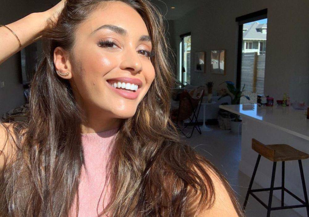 Lindsey Morgan (instagram.com/linzzmorgan)
