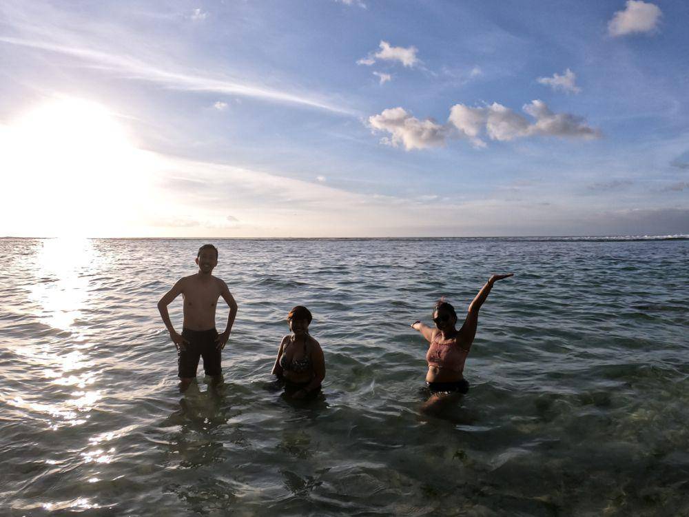 Jangan lupa berenang di Pantai Impossible (Dok.Pribadi/Natalia Indah)