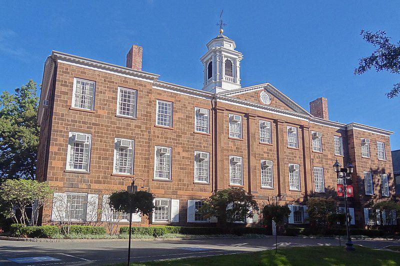 Rutgers University (/commons.wikimedia.org/Zeete)