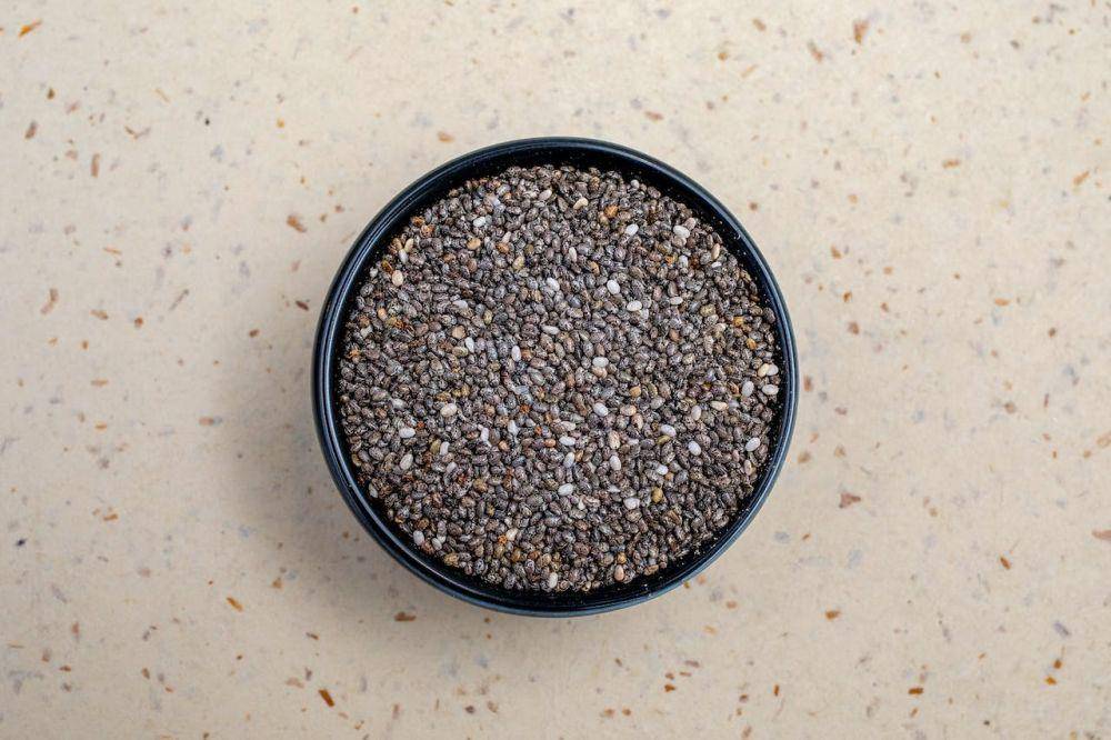 chia seeds (pexels.co/Jubair Bin Iqbal)