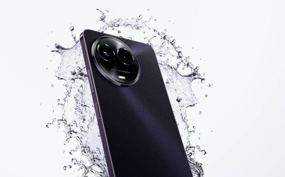 ilustrasi realme C67 5G yang bersertifikasi IP54 (realme.com)