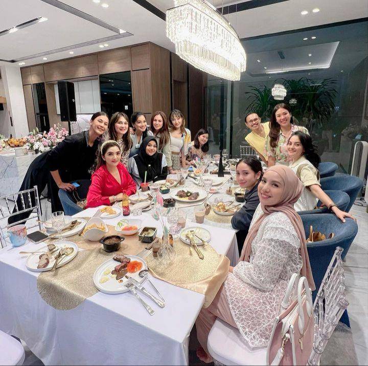 Ulang tahun titi kamal (Instagram.com/titi_kamall)