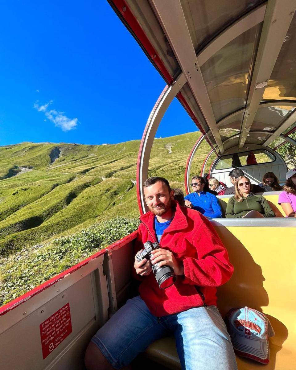 potret penumpang di Brienz Rothorn (instagram.com/mateusz.trojan94)