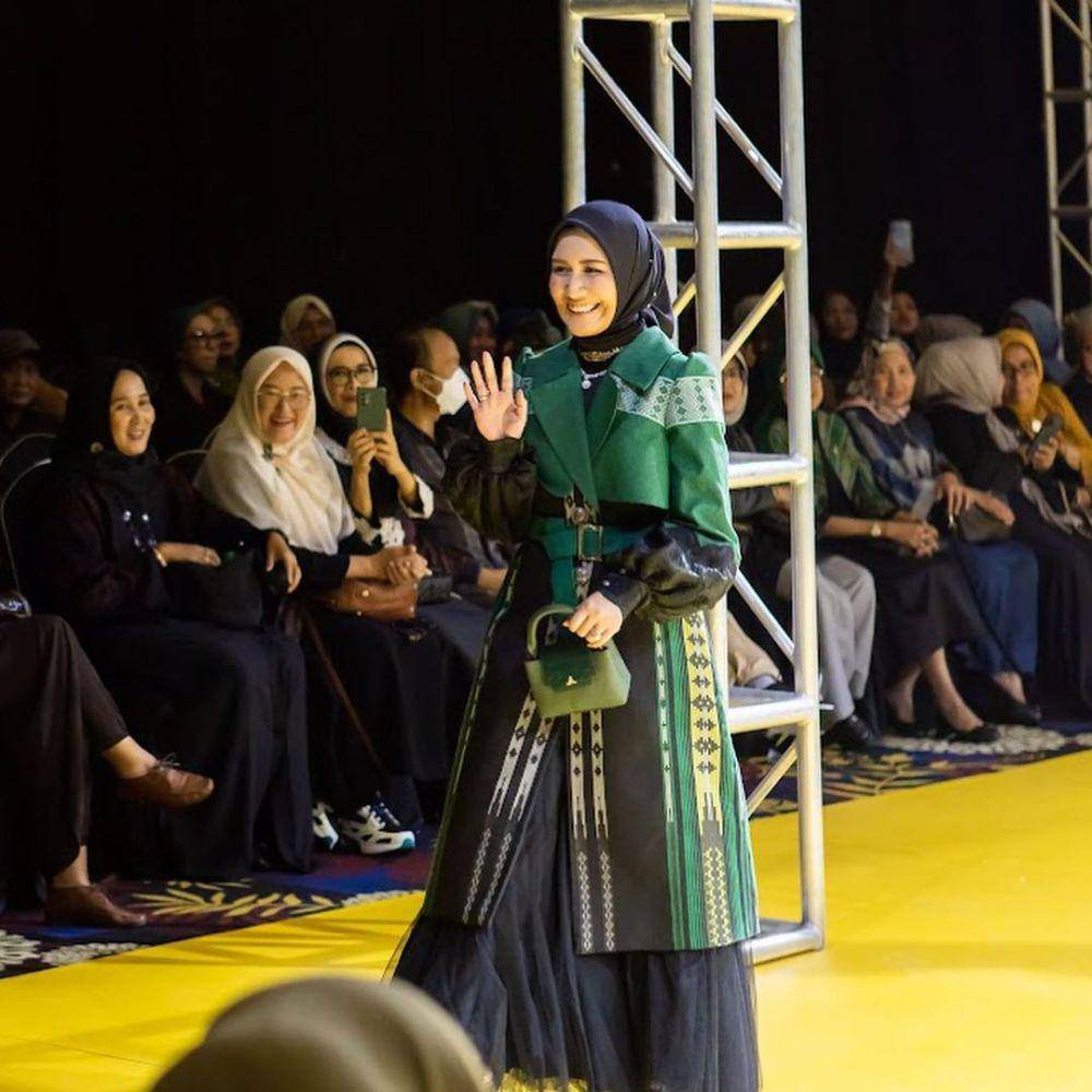 potret Dine Mutiara ikuti fashion show di Bandung (instagram.com/dine.pearl)
