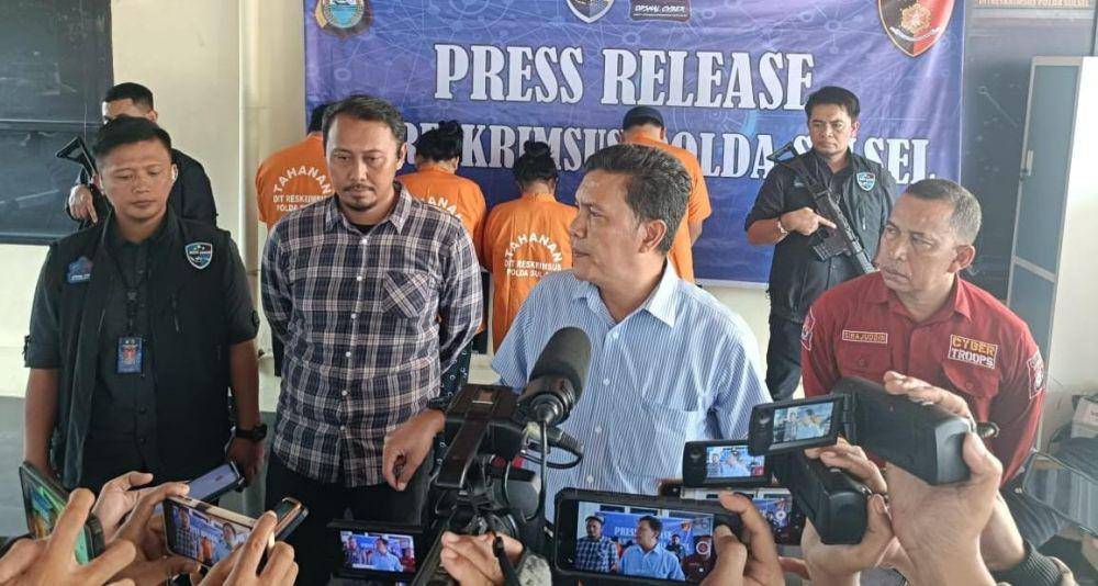 Pengungkapan kasus penipuan online penjual daster di Sulawesi Selatan/Istimewa