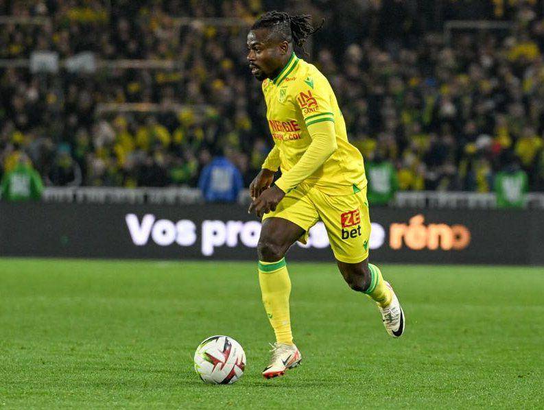 Moses Simon (instagram.com/m_simon27)